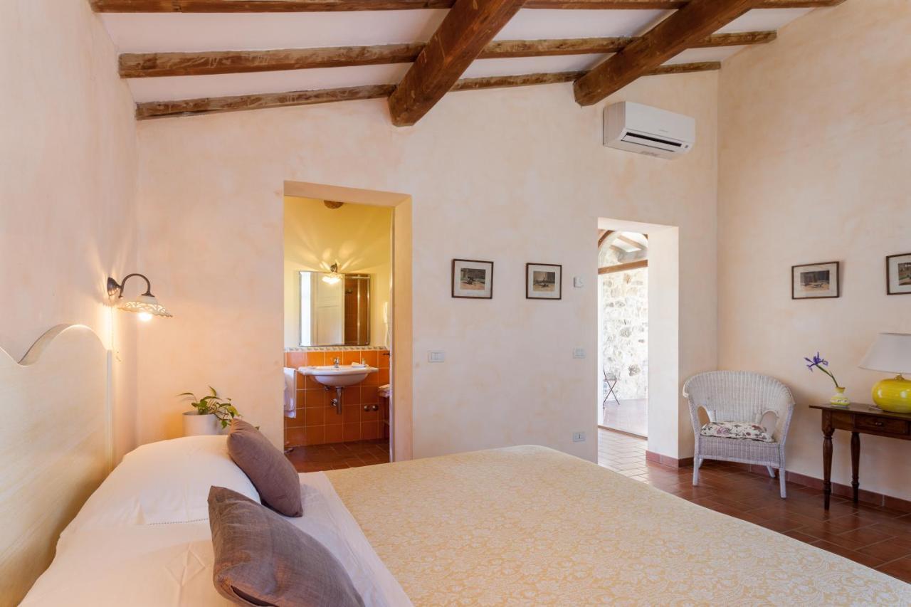 Agriturismo Bio Aia Della Colonna Saturnia Eksteriør billede